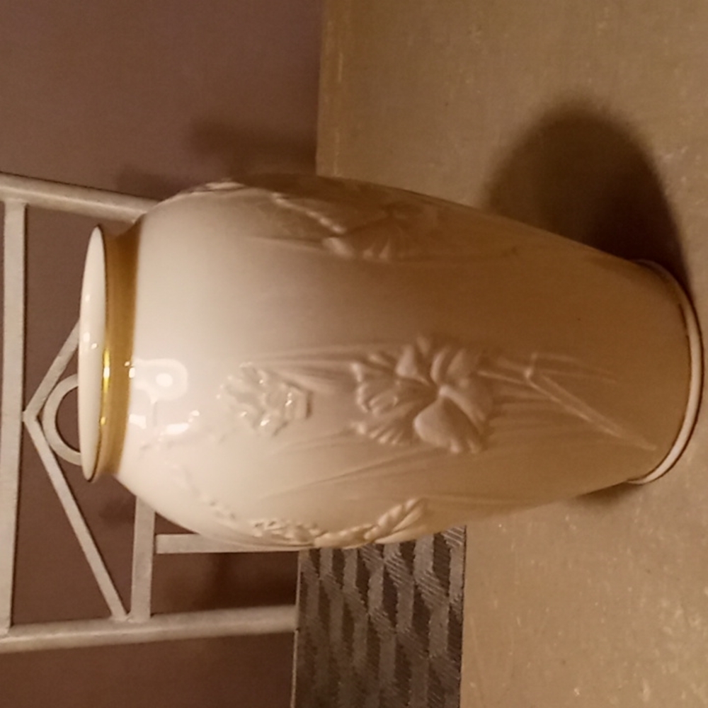 Lenox vase